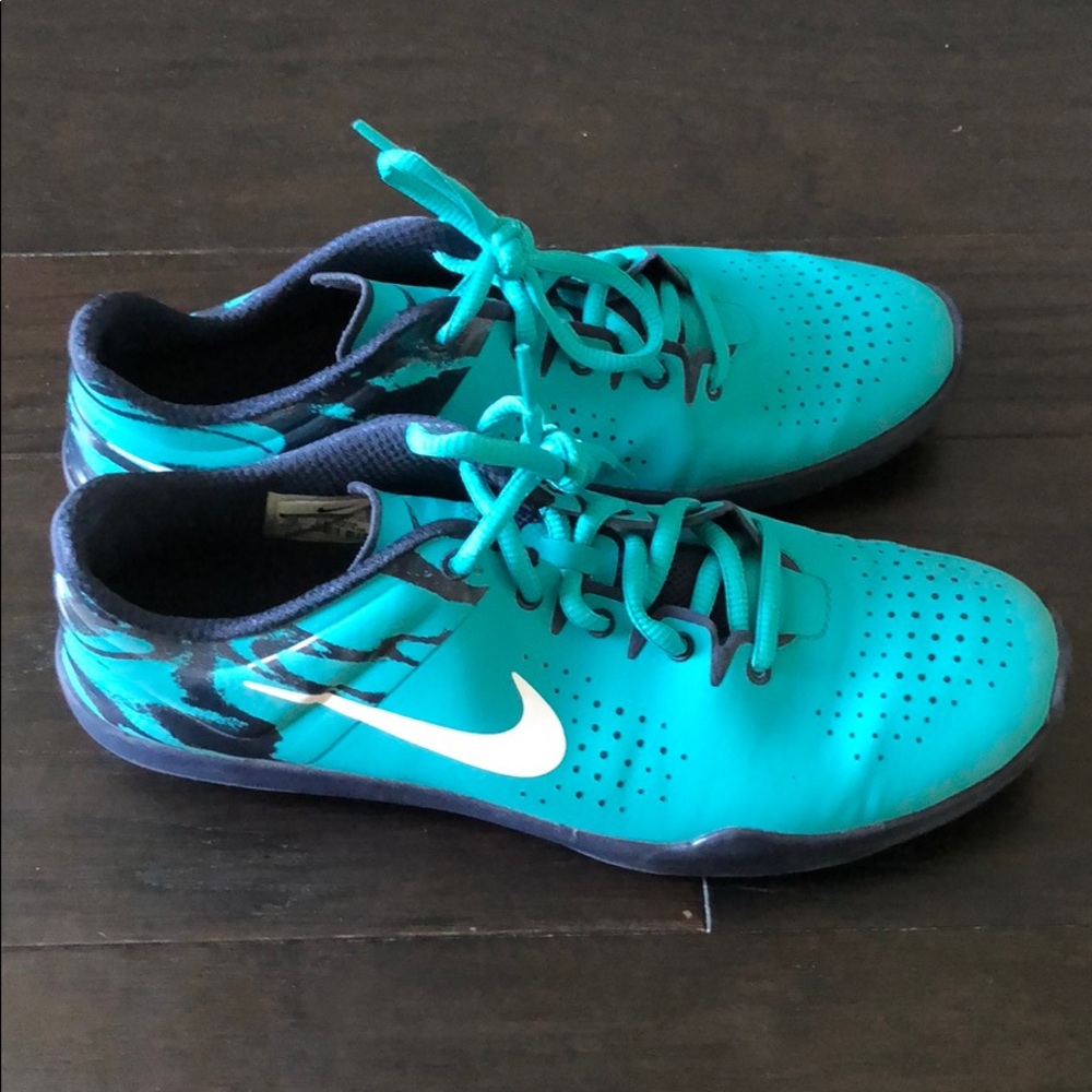 Nike fitsole sneakers